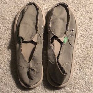 Sanuk Donna hemp sidewalk surfers